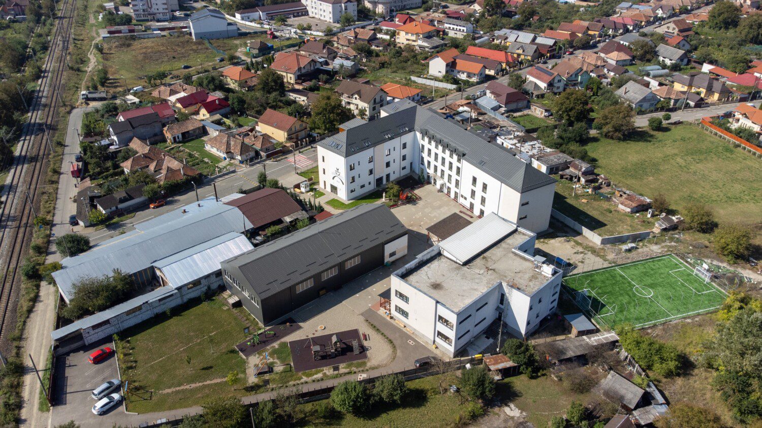 Kemény Zsigmond Elméleti Líceum épülete Szamosújváron